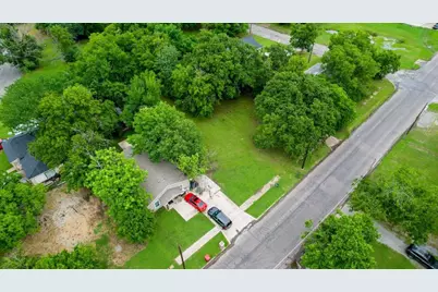 209 E College Street, Sherman, TX 75090 - Photo 6