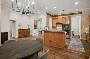 2701 Hidden Lake Dr, Grapevine, TX 76051 - Photo 8