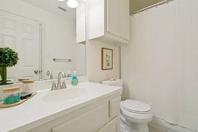 1604 McGreg Lane, Carrollton, TX 75010 - Photo 20