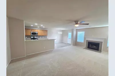 8304 Mossberg Drive, Arlington, TX 76002 - Photo 4