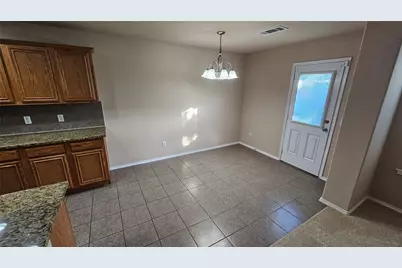 8304 Mossberg Drive, Arlington, TX 76002 - Photo 12