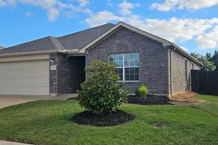 8304 Mossberg Dr, Arlington, TX 76002 - Photo 2