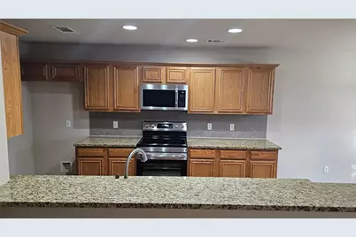 8304 Mossberg Drive, Arlington, TX 76002 - Photo 12
