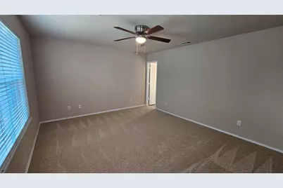 8304 Mossberg Drive, Arlington, TX 76002 - Photo 16