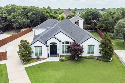 428 Pleasant Run, Murphy, TX 75094 - Photo 1
