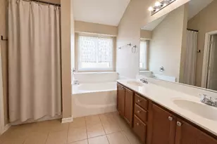 207 Southpeak Ln, Ponder, TX 76259 - Photo 10
