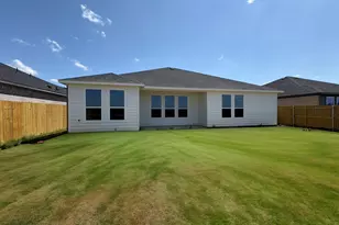 1011 Springview Ln, Mabank, TX 75147 - Photo 12