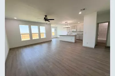 1011 Springview Lane, Mabank, TX 75147 - Photo 8