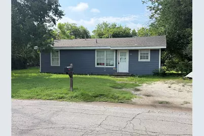 504 Morgan Street, Cleburne, TX 76031 - Photo 1