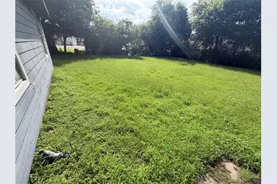 504 Morgan Street, Cleburne, TX 76031 - Photo 12