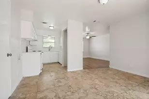 2524 Suffolk Ln, Lancaster, TX 75134 - Photo 10