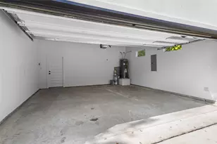 4317 Myrtle St, Dallas, TX 75215 - Photo 32