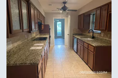 103 Red Bud Court, Oak Leaf, TX 75154 - Photo 12