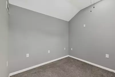 1661 E 2nd Street, Cleburne, TX 76031 - Photo 24