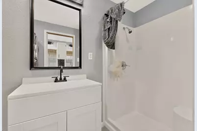 1661 E 2nd Street, Cleburne, TX 76031 - Photo 28