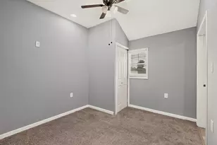 1661 E 2nd St, Cleburne, TX 76031 - Photo 26