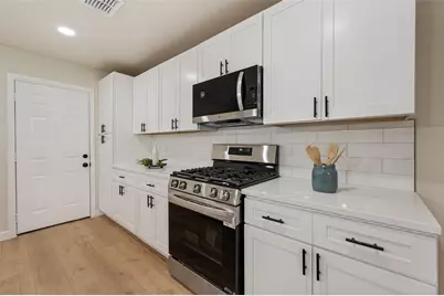 10509 Channel Drive, Dallas, TX 75229 - Photo 10