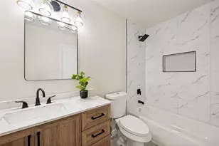 10509 Channel Dr, Dallas, TX 75229 - Photo 16