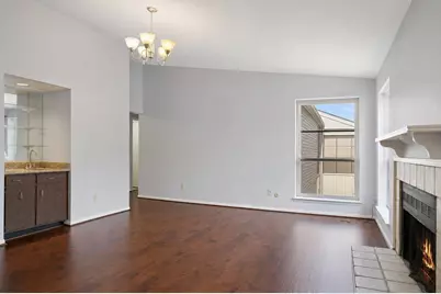 8100 Cambridge Street #124, Houston, TX 77054 - Photo 4