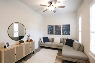 2724 Stadium View Dr, Fort Worth, TX 76118 - Photo 2