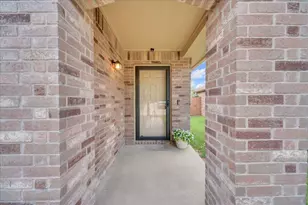 706 Cliffmere Dr, Arlington, TX 76002 - Photo 6