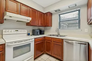 9910 Royal Ln, Dallas, TX 75231 - Photo 12