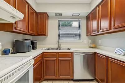 9910 Royal Lane #505, Dallas, TX 75231 - Photo 14