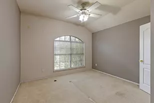 903 Summerbrook Dr, Euless, TX 76040 - Photo 26