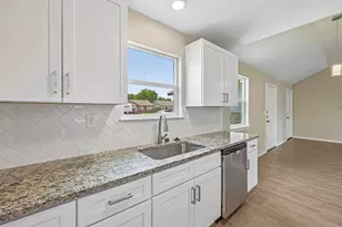 433 Whitney Ct, Rio Vista, TX 76093 - Photo 12
