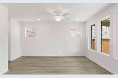 14209 Gallatin Street, Pilot Point, TX 76258 - Photo 6