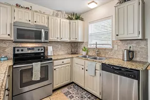 301 Stoneledge Dr, Irving, TX 75063 - Photo 12