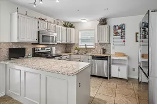 301 Stoneledge Dr, Irving, TX 75063 - Photo 10