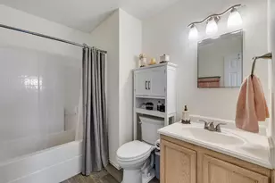 2633 Harbor Lights Dr, Little Elm, TX 75068 - Photo 10
