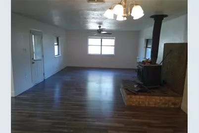 1401 21st Street, Mineral Wells, TX 76067 - Photo 4