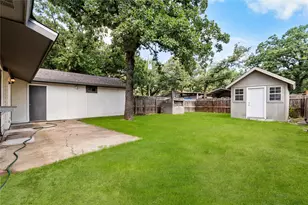 1137 Kingston Dr, Lewisville, TX 75067 - Photo 26