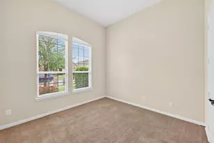5629 Grove Cove Dr, McKinney, TX 75071 - Photo 2