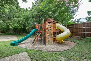 4400 Summercrest Ct, Fort Worth, TX 76109 - Photo 36