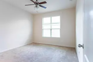 2601 N Sun Creek Dr, Little Elm, TX 75066 - Photo 14