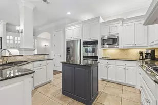 425 Waterford Ln, Colleyville, TX 76034 - Photo 14