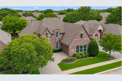 425 Waterford Lane, Colleyville, TX 76034 - Photo 2