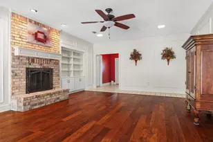 4203 Oak Springs Dr, Arlington, TX 76016 - Photo 6