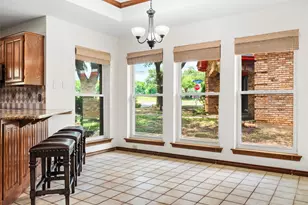 4203 Oak Springs Dr, Arlington, TX 76016 - Photo 14