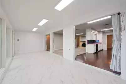 412 Twin Creek Drive, Hurst, TX 76053 - Photo 20