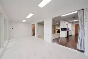 412 Twin Creek Dr, Hurst, TX 76053 - Photo 20