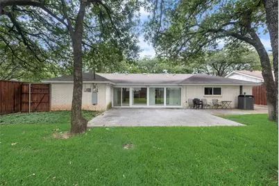 412 Twin Creek Drive, Hurst, TX 76053 - Photo 28