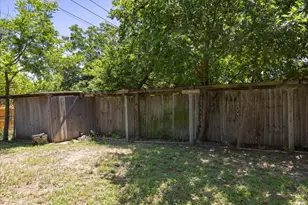 2470 Phelps St, Stephenville, TX 76401 - Photo 18