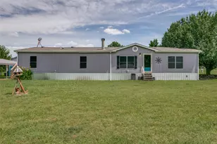 10900 Pikes Peak, Venus, TX 76084 - Photo 1