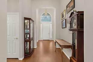 6303 Clear Pool Dr, Arlington, TX 76018 - Photo 6