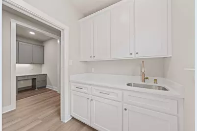 9824 Durango Trail, Waco, TX 76712 - Photo 12