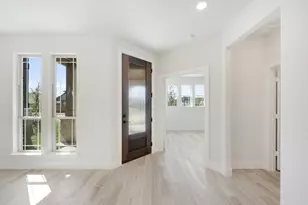 816 Condor St, Joshua, TX 76058 - Photo 4